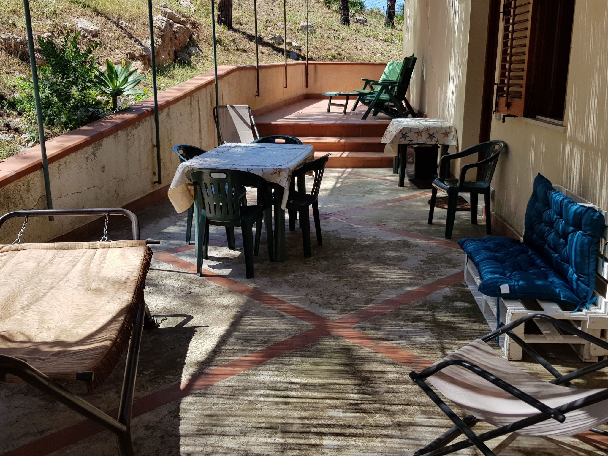Mit Pergola 1 - Binnen