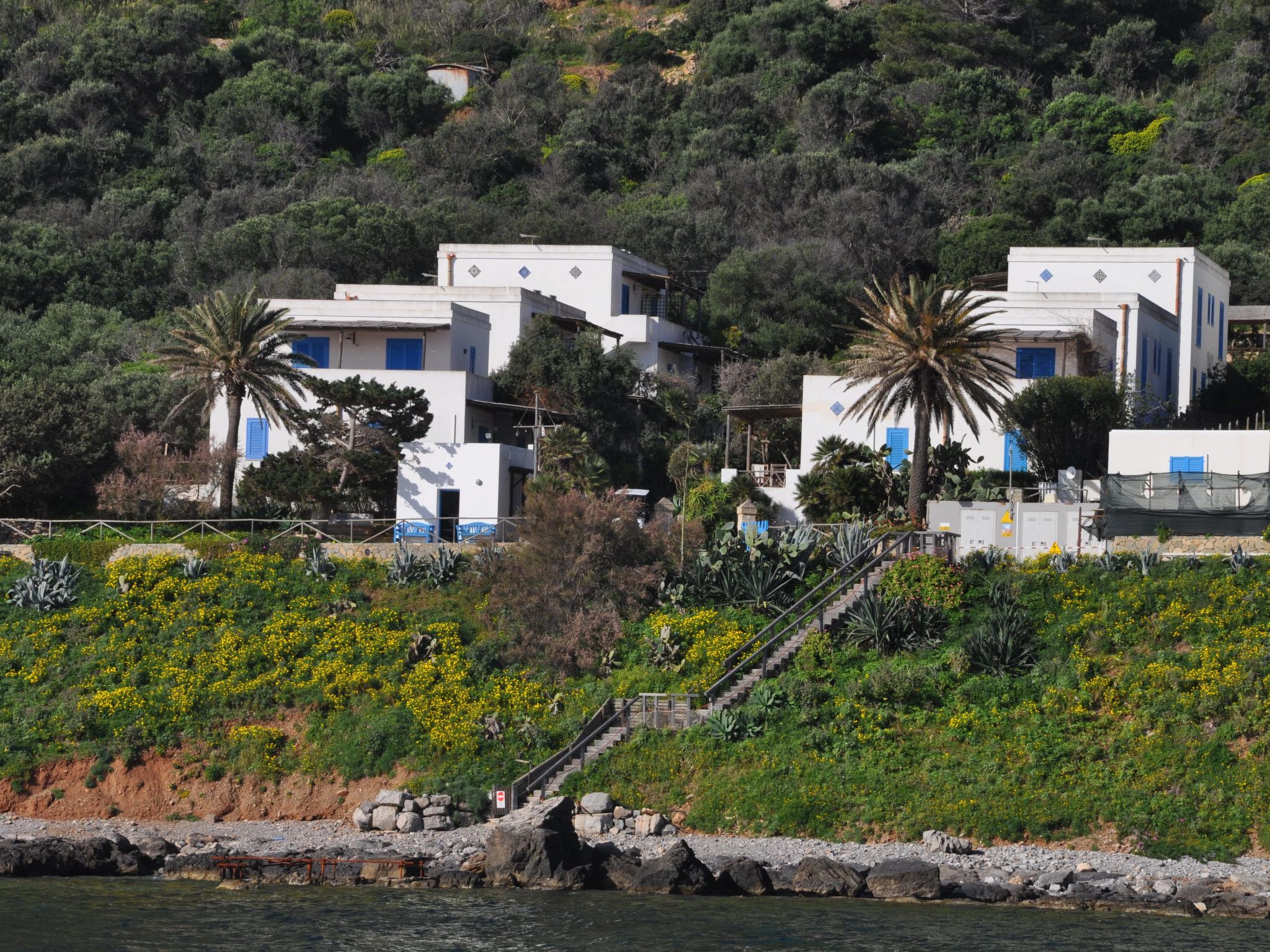 Wohnung in Marettimo mit Terrasse, gemeinsamem Pool und Garten-Dehors
