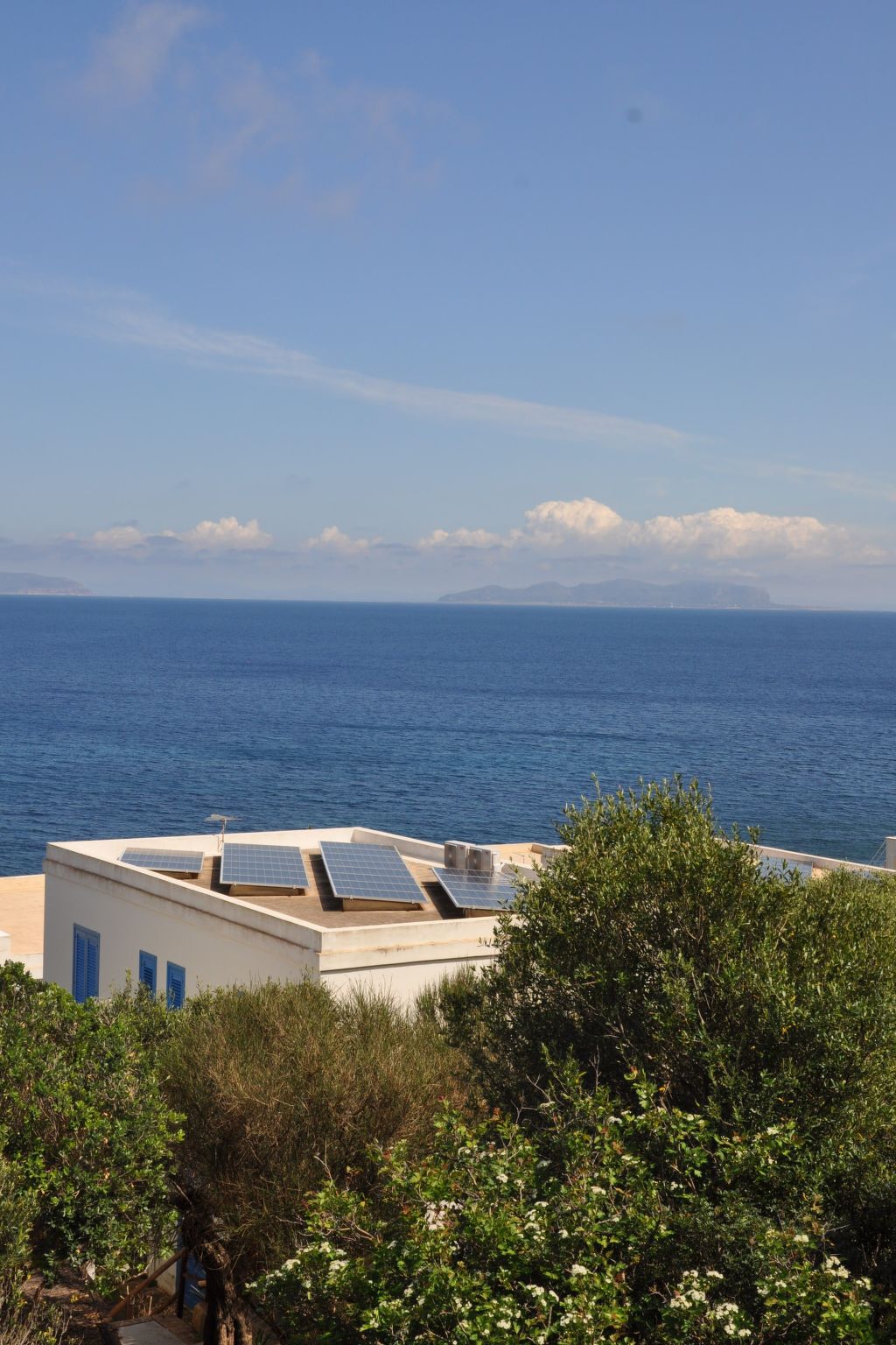 Wohnung in Marettimo mit Terrasse, gemeinsamem Pool und Garten-Dehors