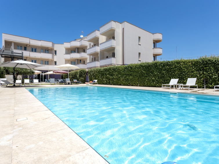 Op 1,0 km van zee: Zonnig appartement Marsala Superiore Riserva in Marsala