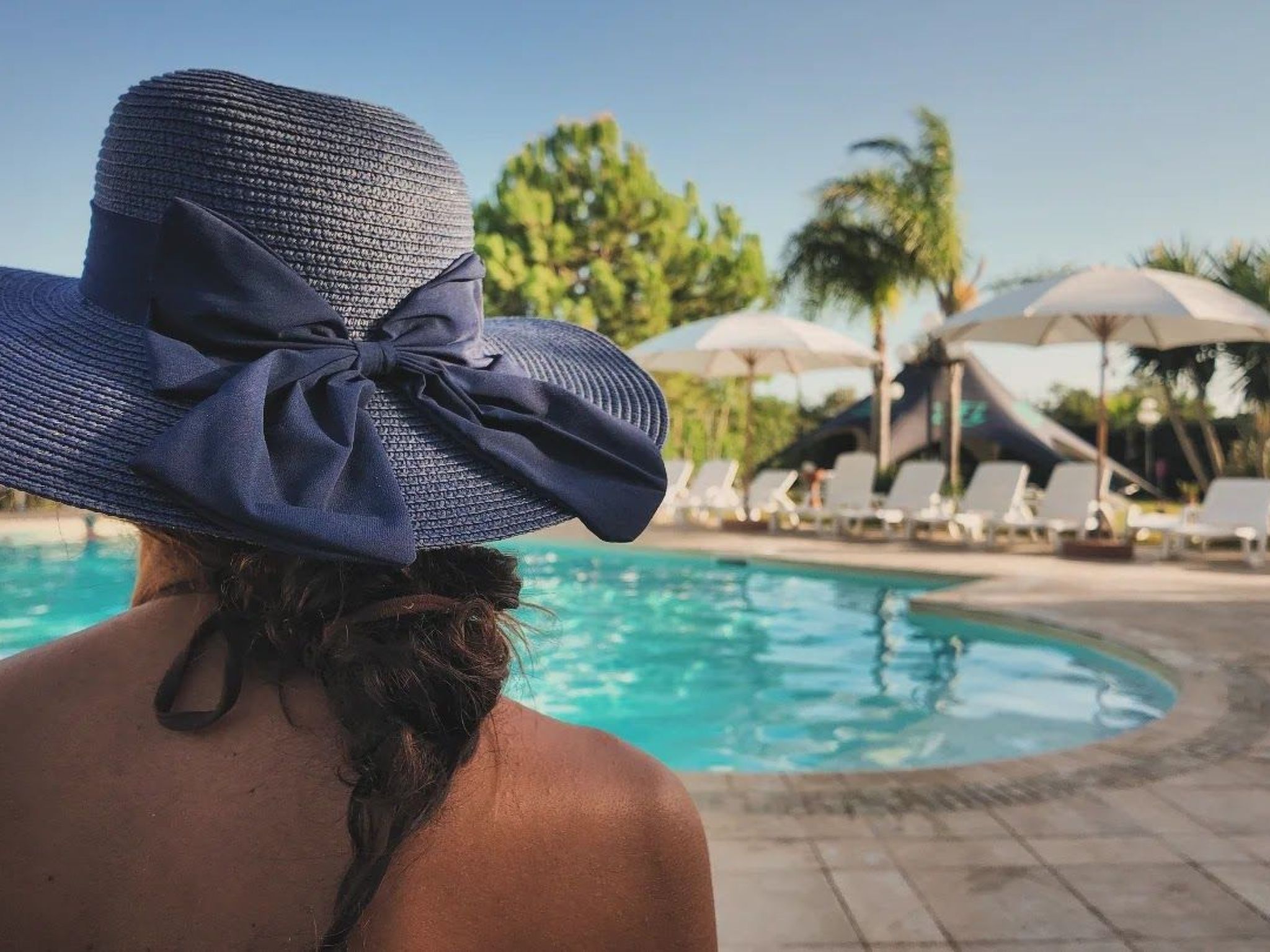 Angenehme Wohnung mit Terrasse, Schwimmbad-Binnen
