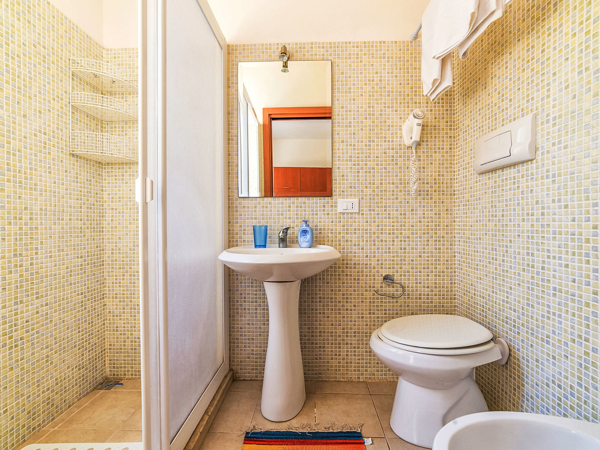 Photo of Mini-Wohnung in einer Residenz-Lösung