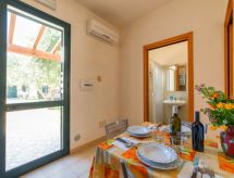 Knusse bungalow voor 2 aan de kust van Marsala, Sicilië - thumbnail 3