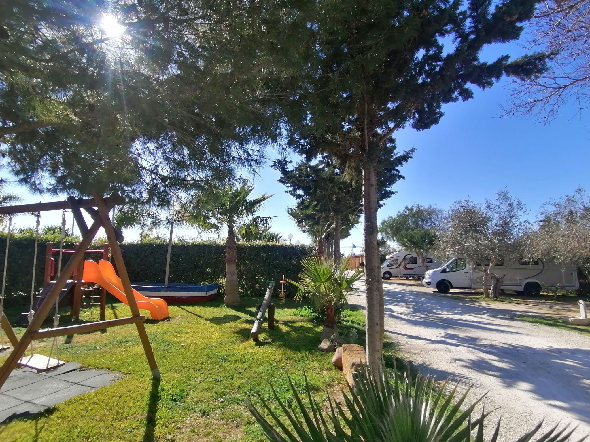 In Marsala mit Terrasse, gemeinschaftlichem Pool und Grill-Binnen