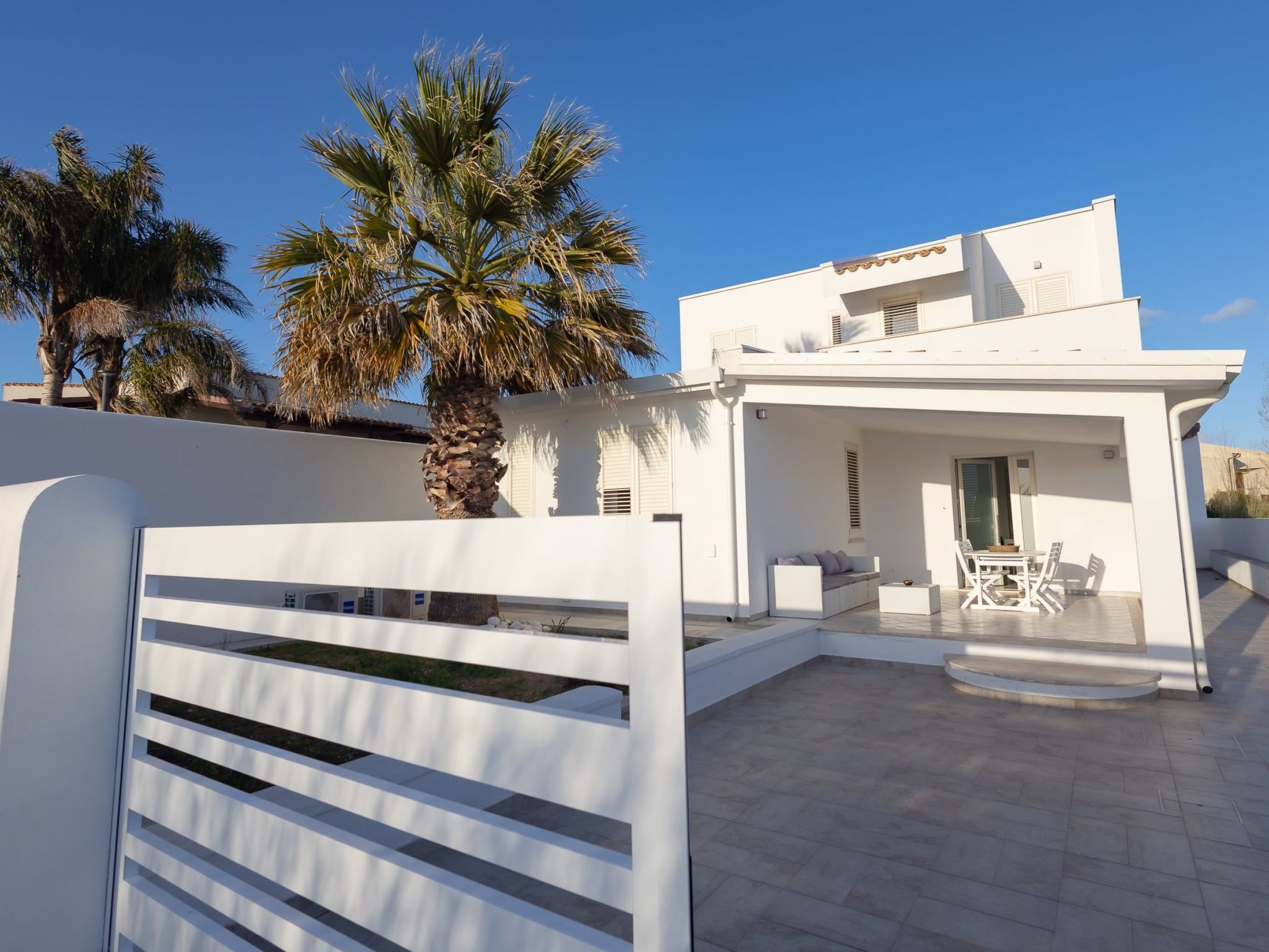 Wohnung 'Weiße Villa al Mare-Binnen