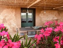 Graffeo-Häuser Haus der Rosen: Luxe villa met golfbaan en strand in Menfi, Sicilië - thumbnail 1