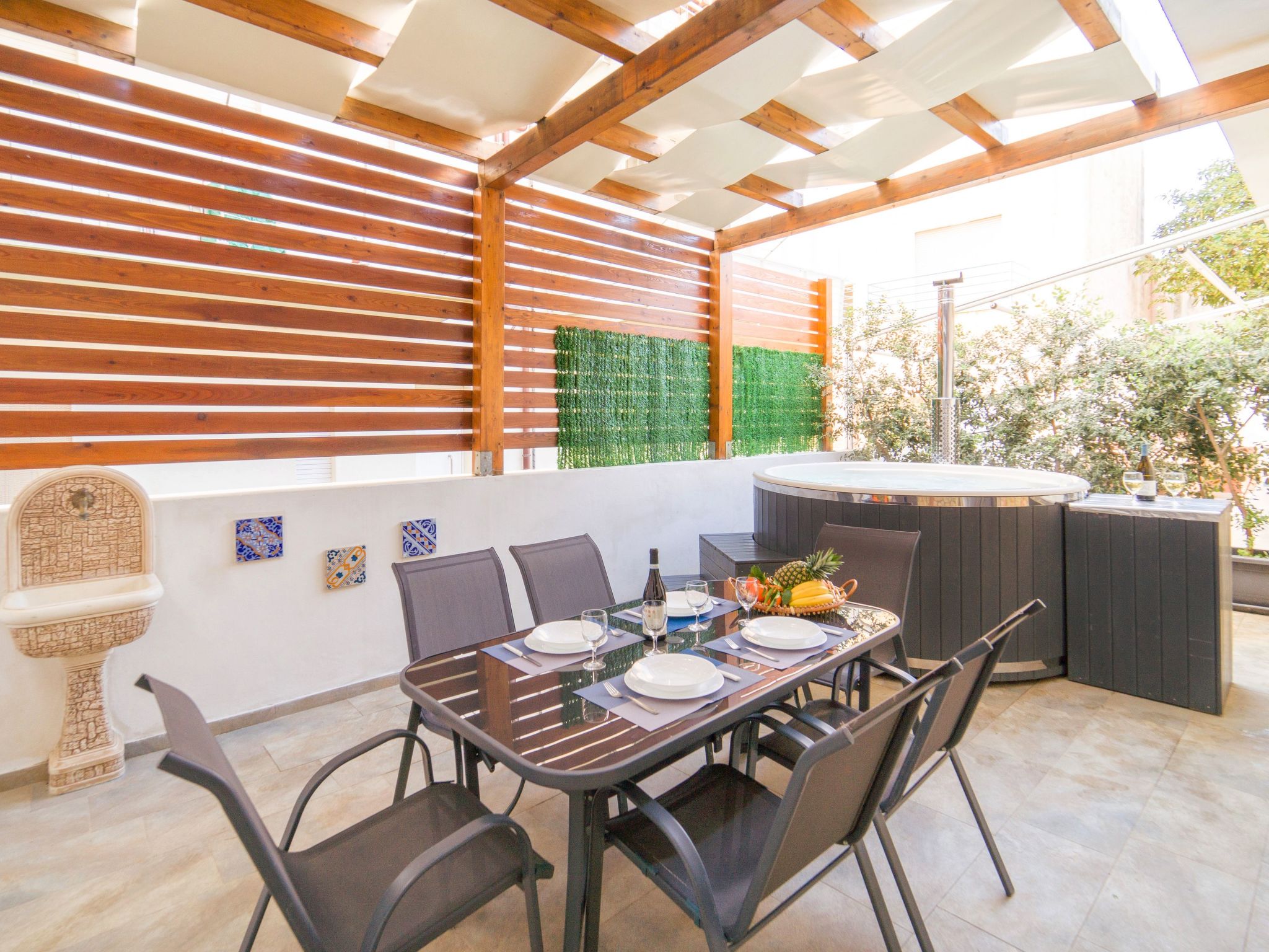 Für 2 Personen  + 2 Kinder ca. 70 m&sup2; in Porto Palo, Sizilien (Provinz Agri - Draußen