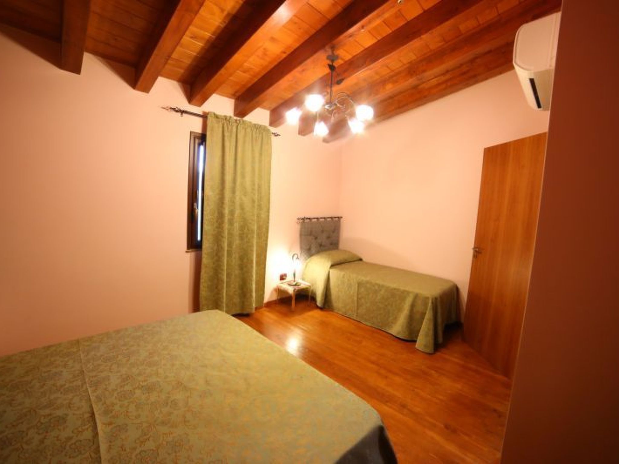 'Marc' mit Privatparkplatz-Image-tags.info