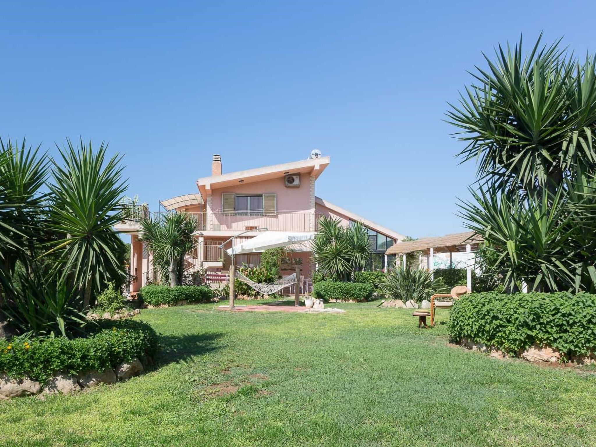 Angenehmes Haus mit privatem Pool-Binnen