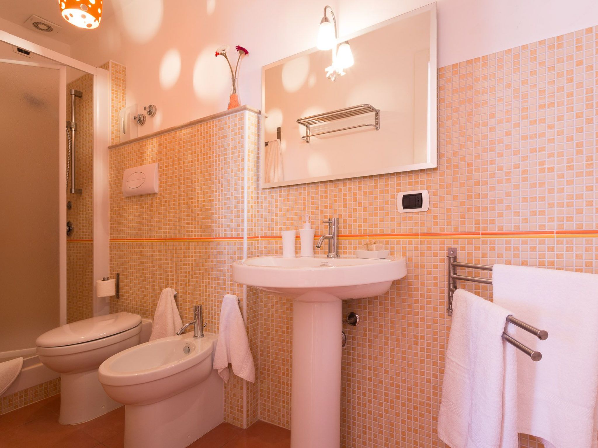 Angenehmes Haus mit privatem Pool-Binnen