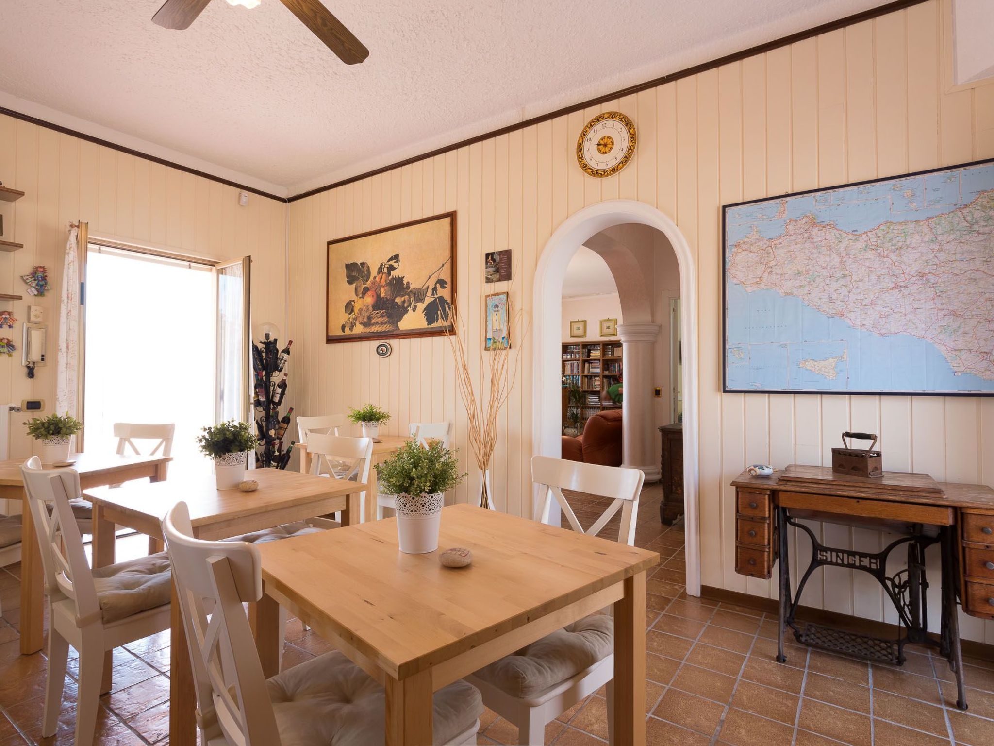 Angenehmes Haus mit privatem Pool-Binnen