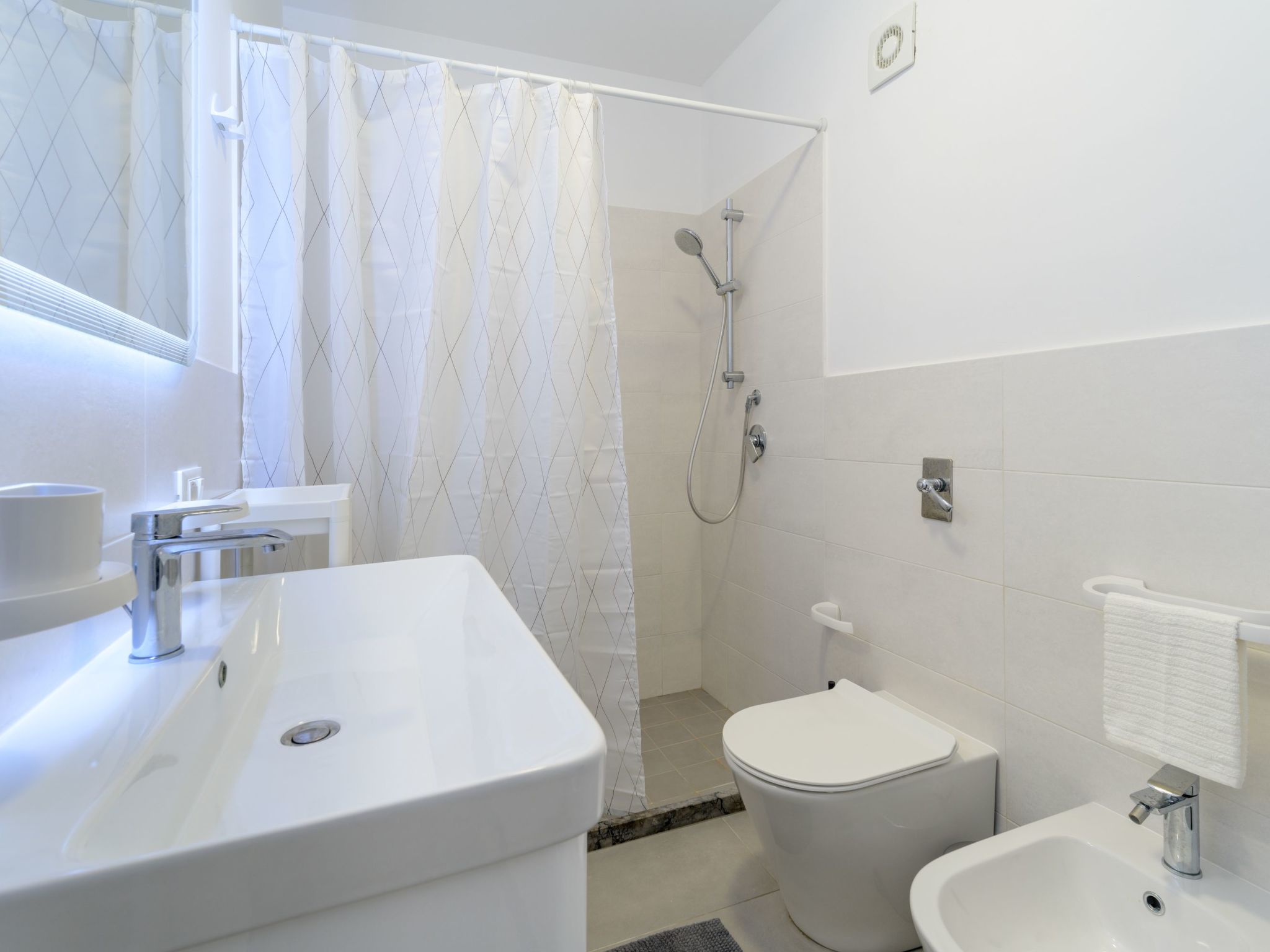 Numa, Wohnung am Strand - Punta Secca-Inside