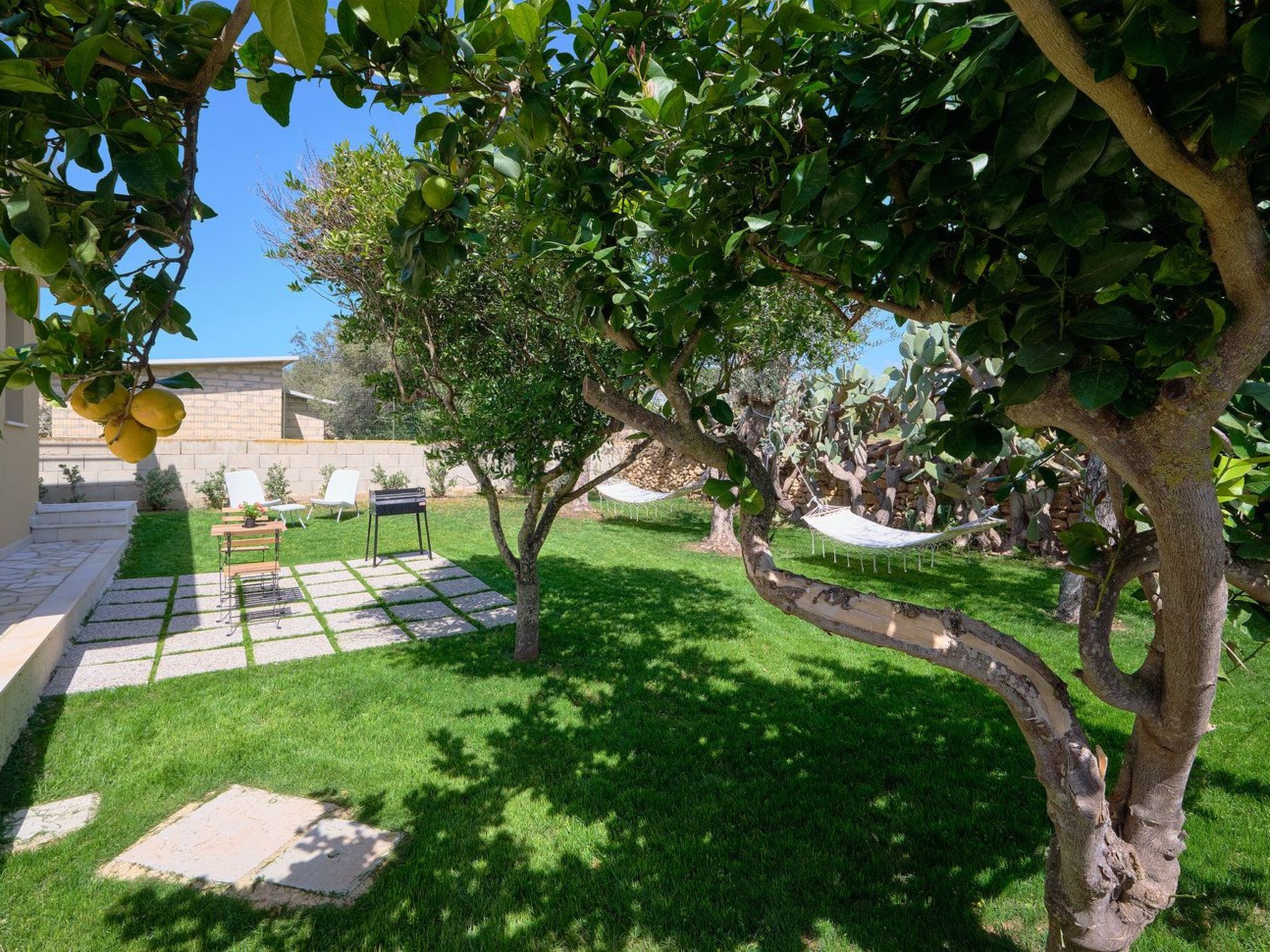 Villa Teti, mit Schwimmbad und in der Nähe des Strandes-Inside