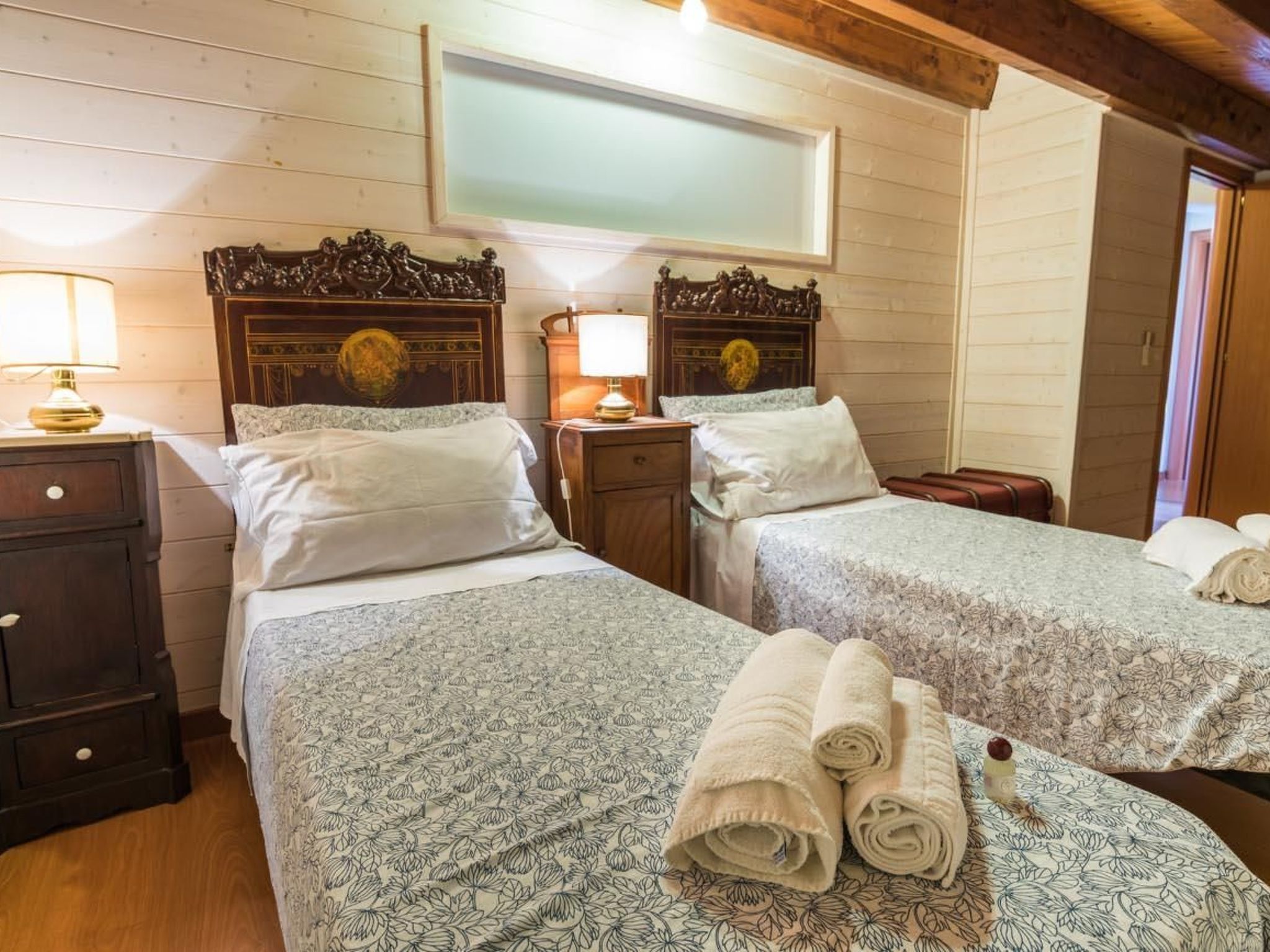 Agamennone, Wohnung 20 Meter vom Meer entfernt mit einer möblierten Terrasse.-Inside