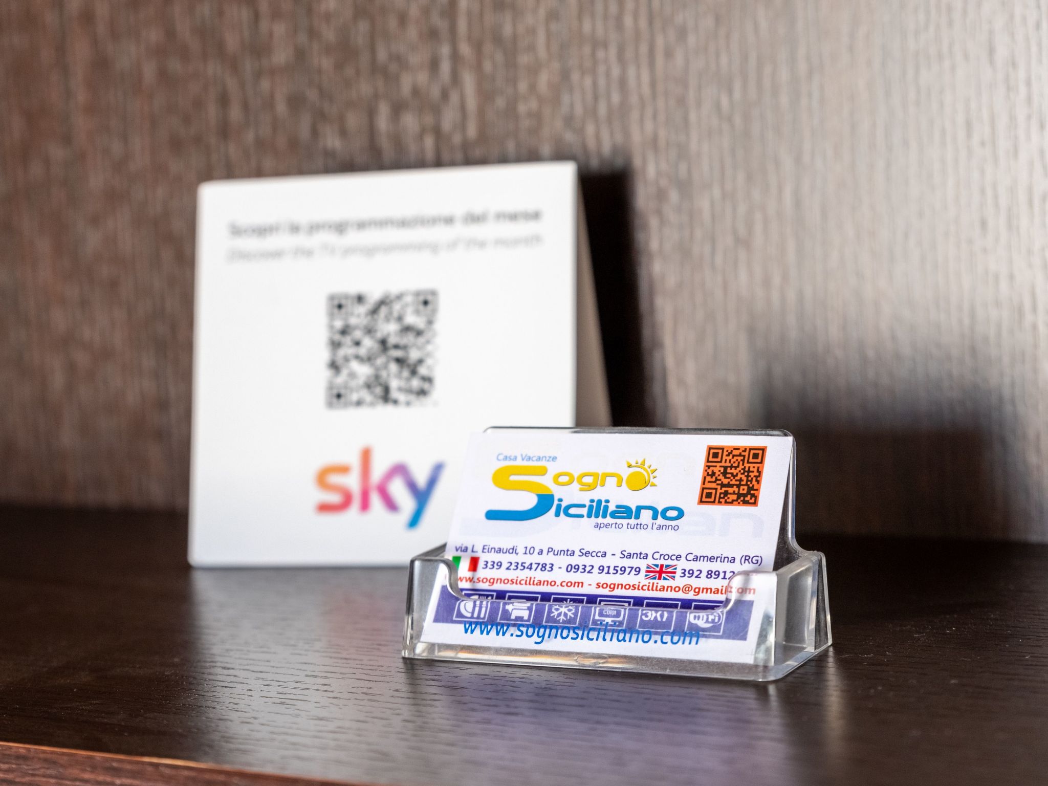 Charmantes Zimmer im Dachgeschoss mit Terrasse mit Meerblick.-Binnen