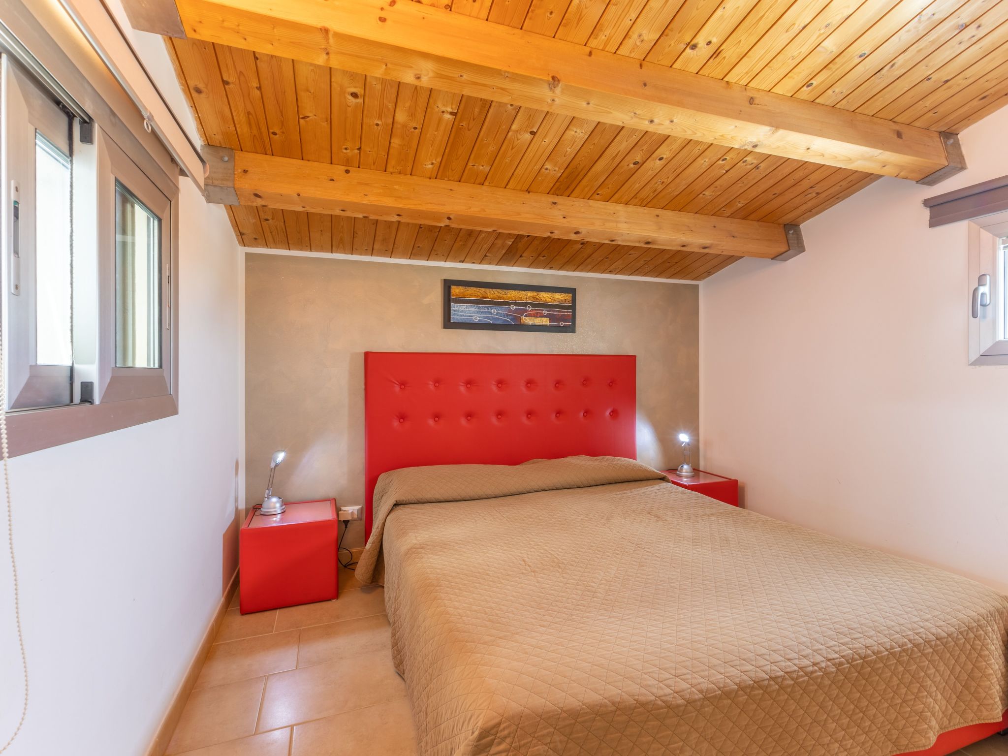 Charmantes Zimmer im Dachgeschoss mit Terrasse mit Meerblick.-Binnen