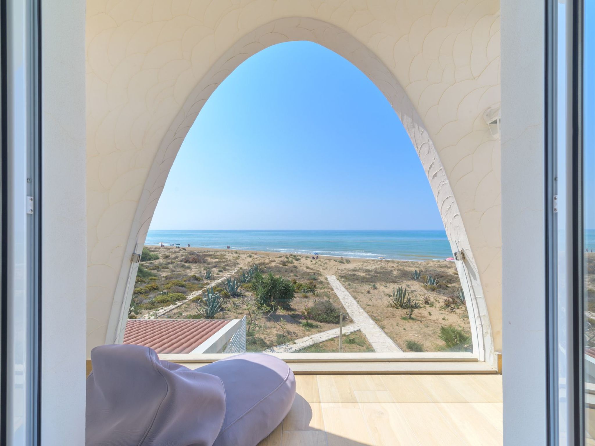 Villa am Sandstrand von Punta Secca-Inside