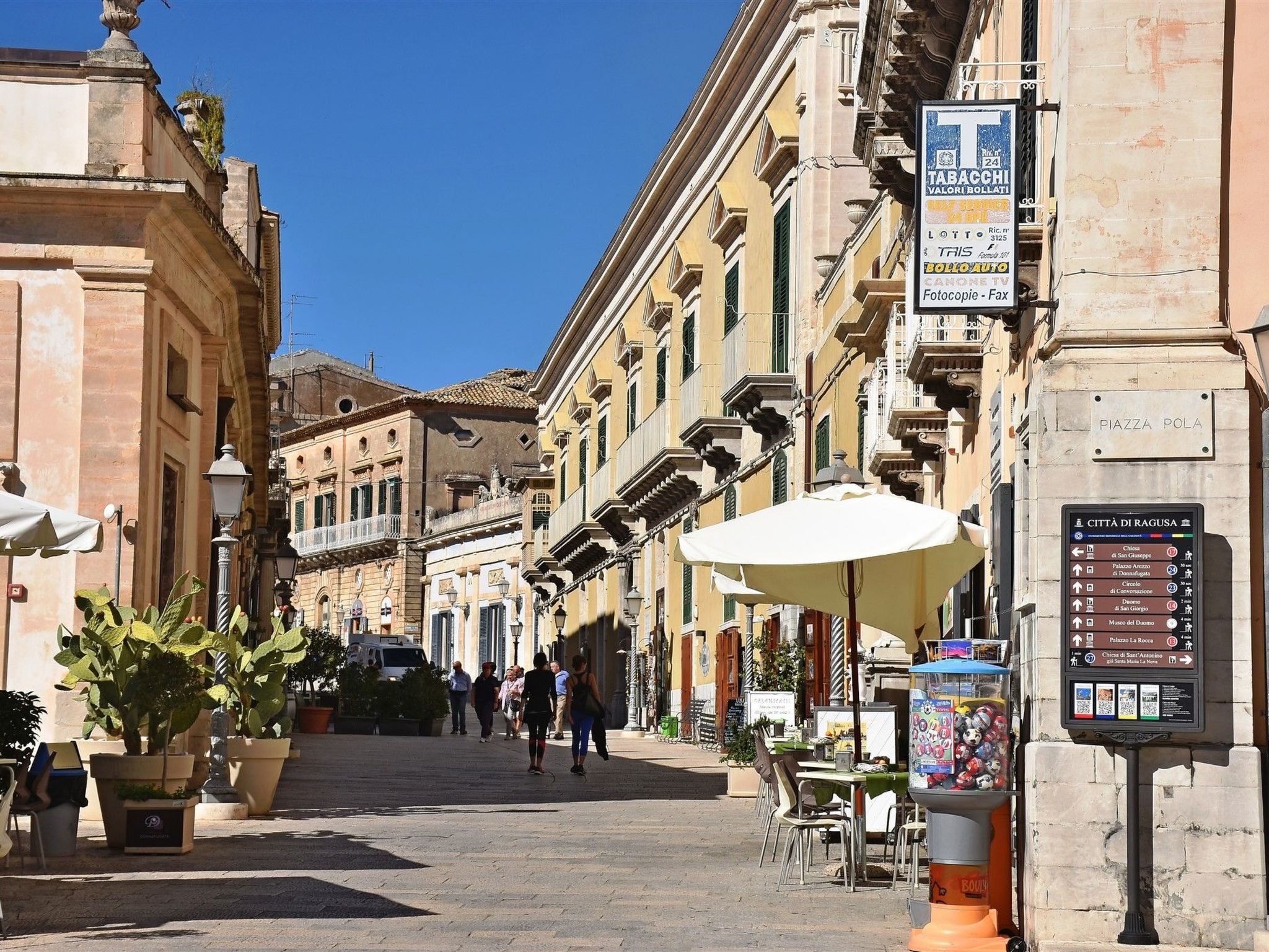 Ettore, Wohnung mit Blick auf die Kathedrale von Ibla-Image-tags.info