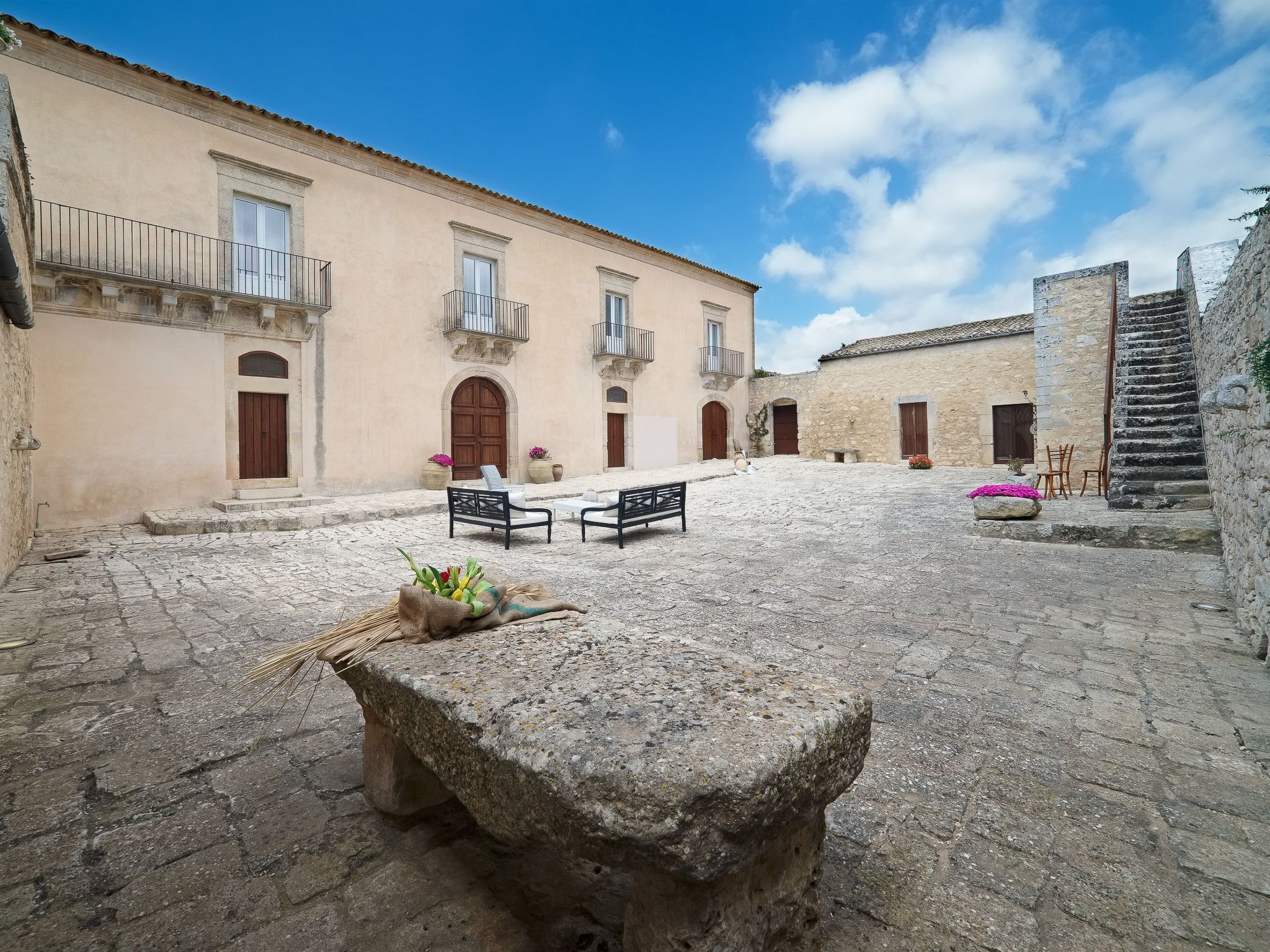 Scifazzo, typisch sizilianische Villa mit Swimmingpool-Binnen