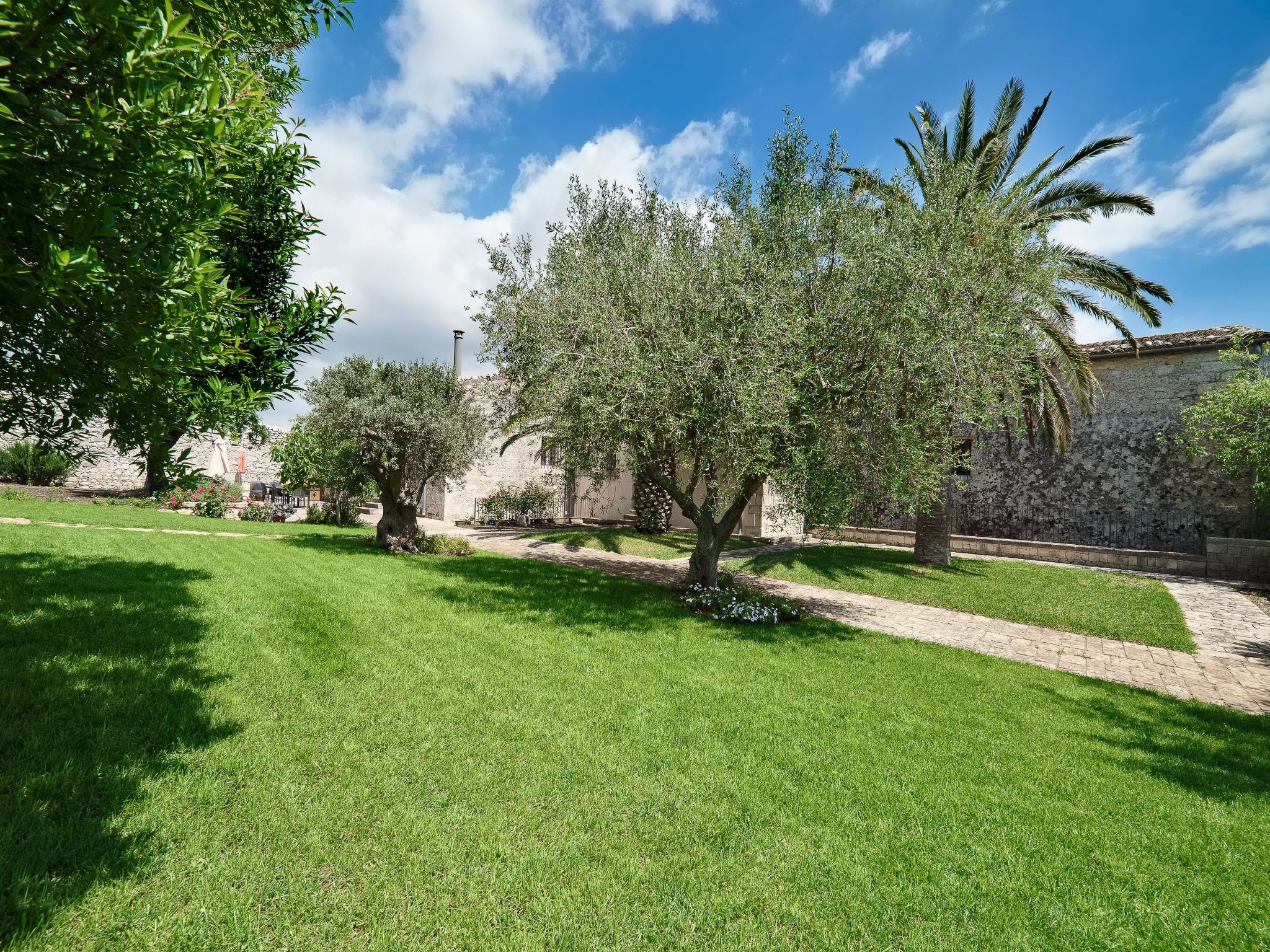 Scifazzo, typisch sizilianische Villa mit Swimmingpool-Binnen