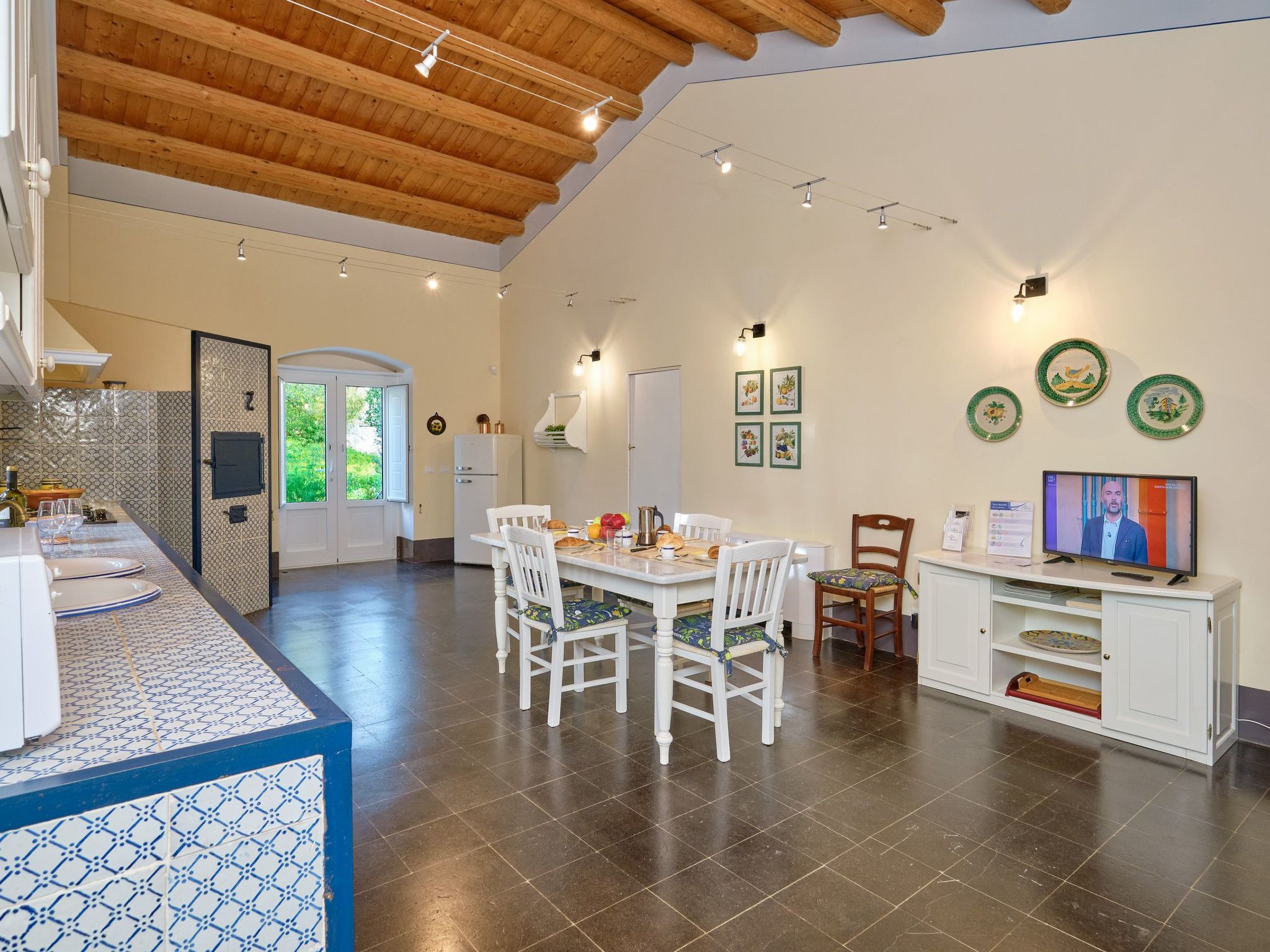 Scifazzo, typisch sizilianische Villa mit Swimmingpool-Binnen