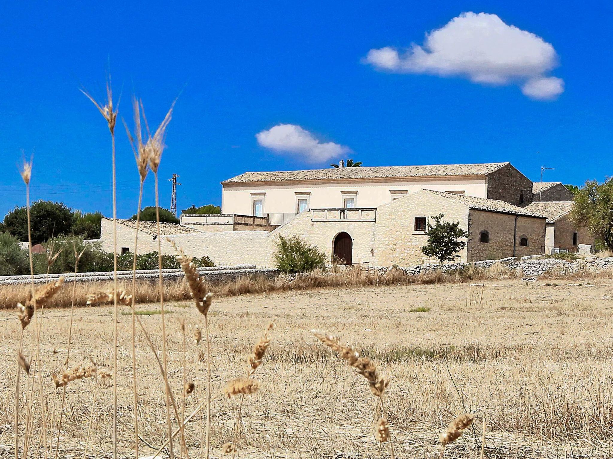 Scifazzo, typisch sizilianische Villa mit Swimmingpool-Binnen