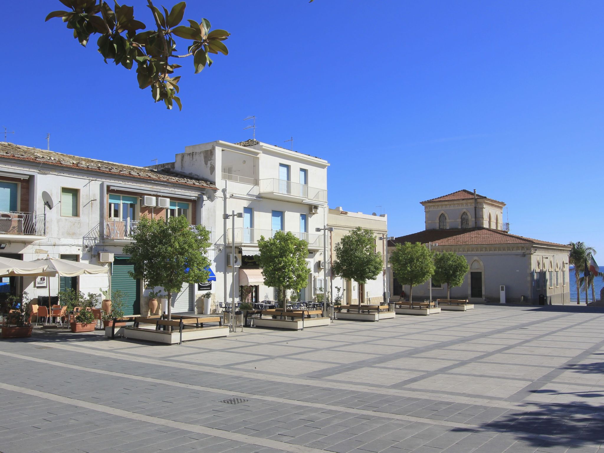 Talete, im Zentrum 40 m vom Strand entfernt-Inside