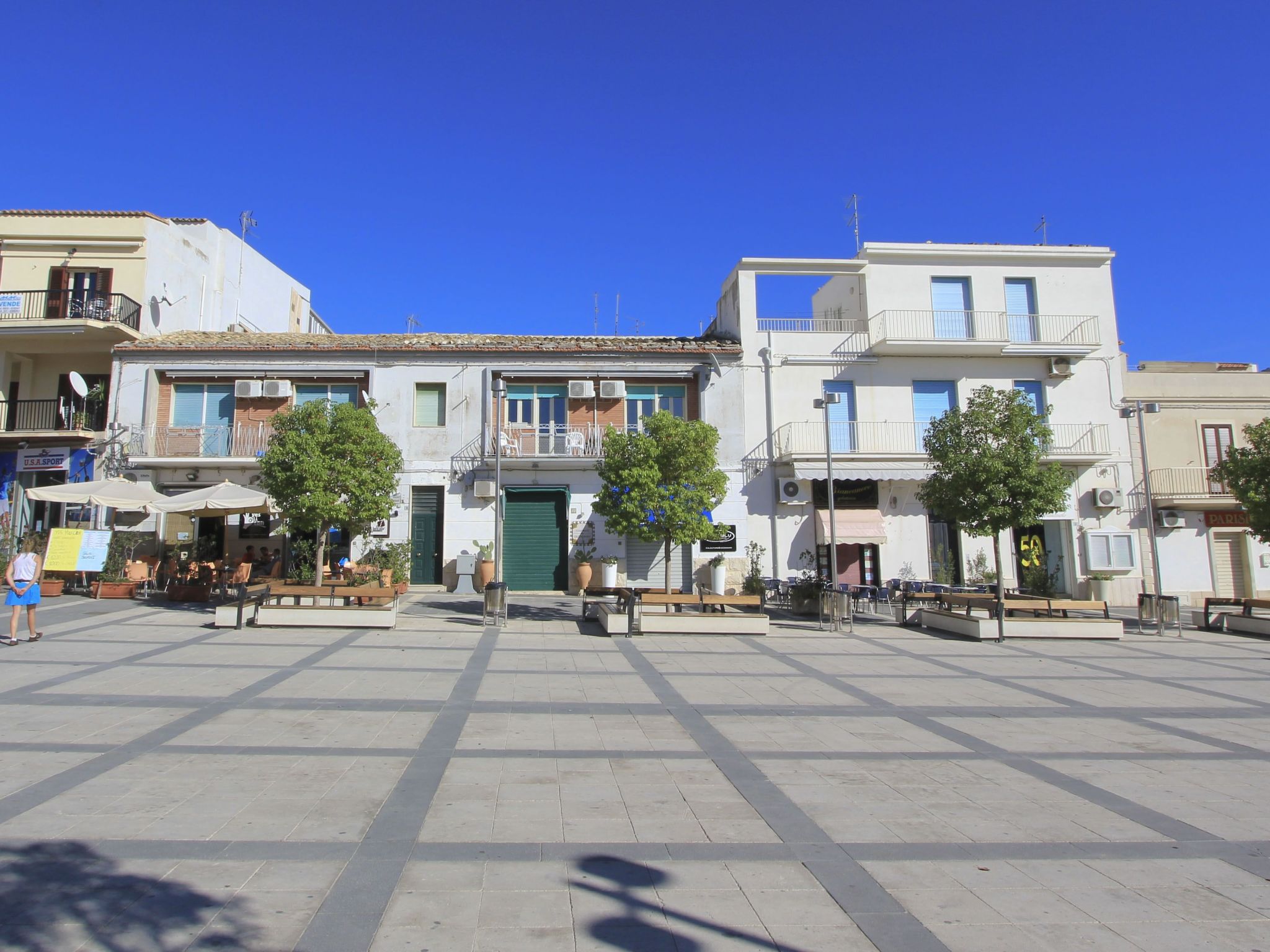 Talete, im Zentrum 40 m vom Strand entfernt-Inside