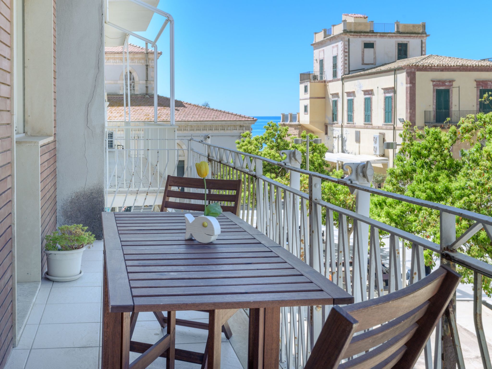 Talete, im Zentrum 40 m vom Strand entfernt-Inside