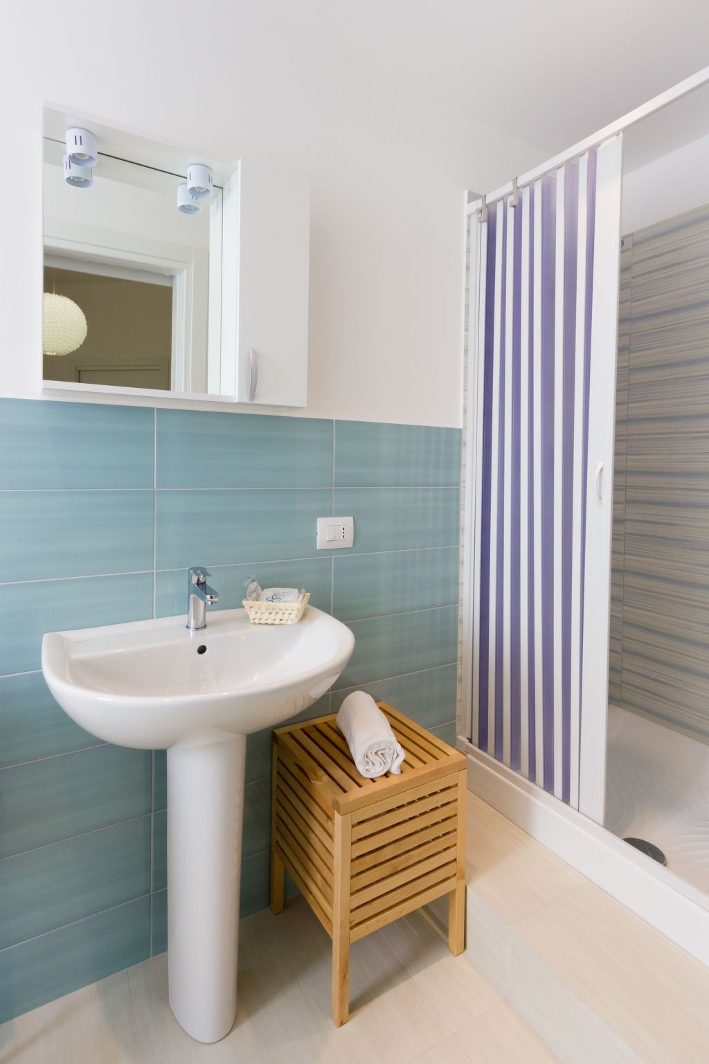 Talete, im Zentrum 40 m vom Strand entfernt-Inside