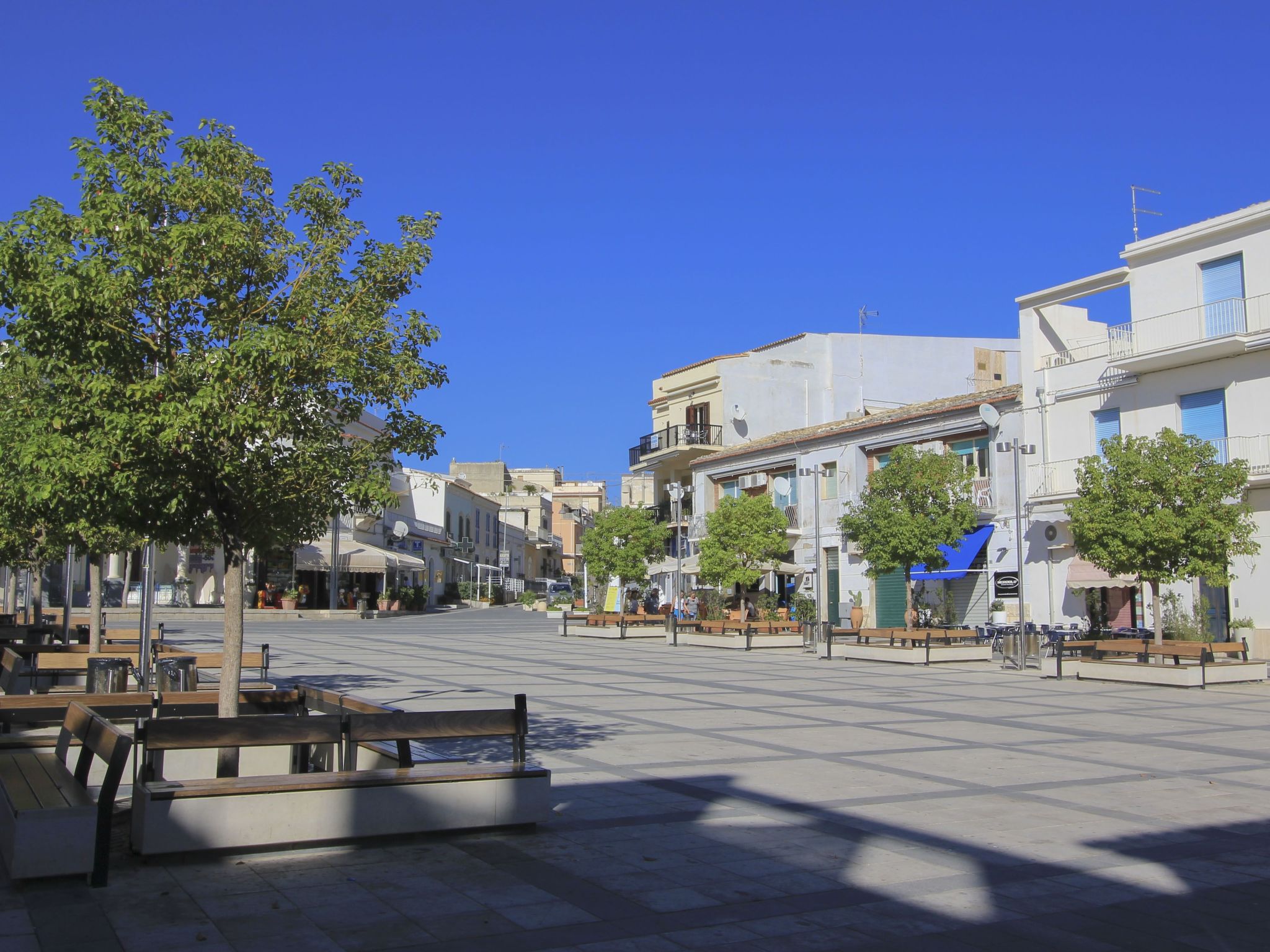Talete, im Zentrum 40 m vom Strand entfernt-Inside