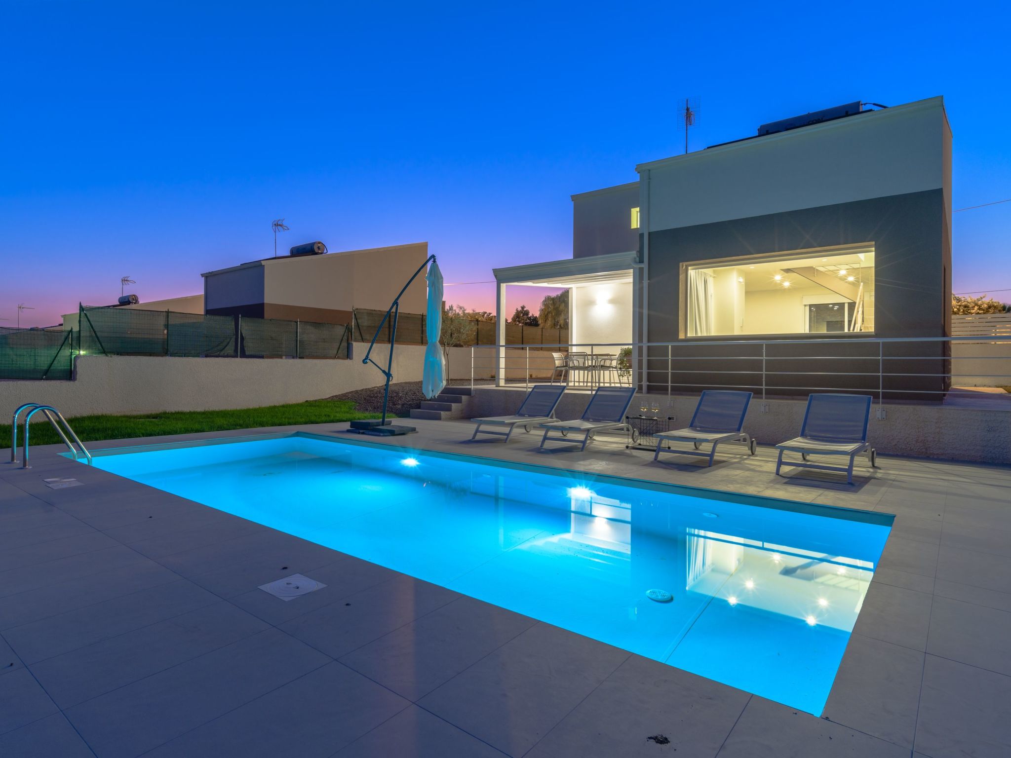 Aloe, Villa mit Pool in Marina di Ragusa-Binnen