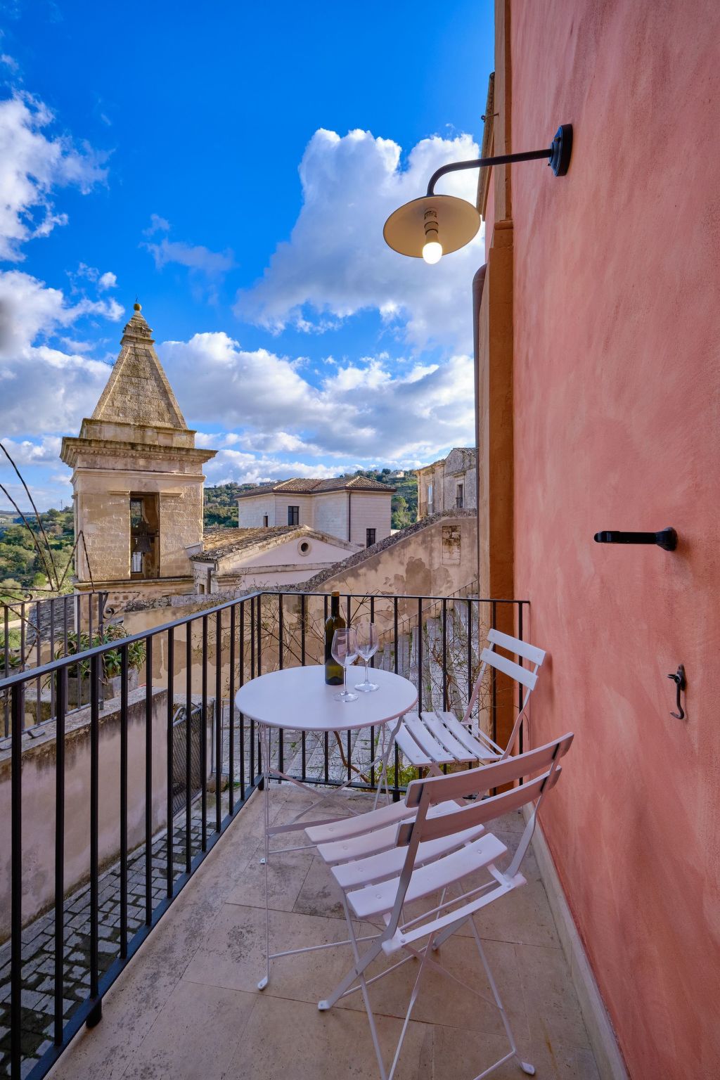 Raffo, Wohnung mit Aussicht in Ragusa Ibla-Image-tags.info