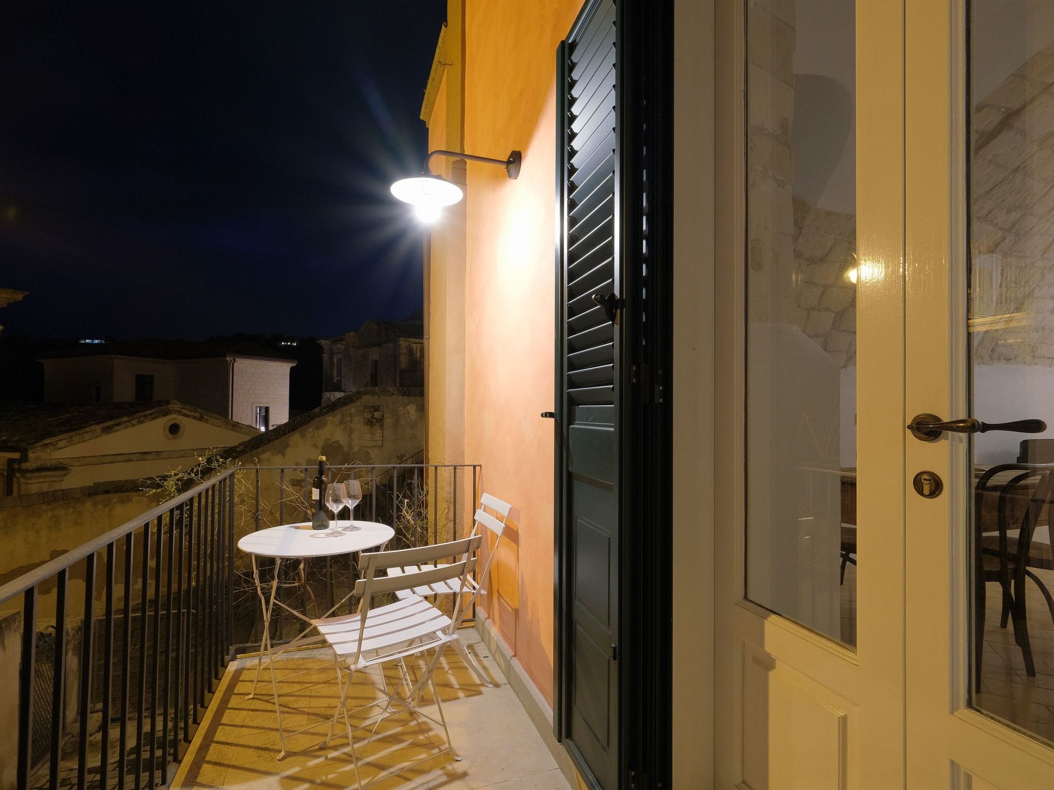 Raffo, Wohnung mit Aussicht in Ragusa Ibla-Image-tags.info