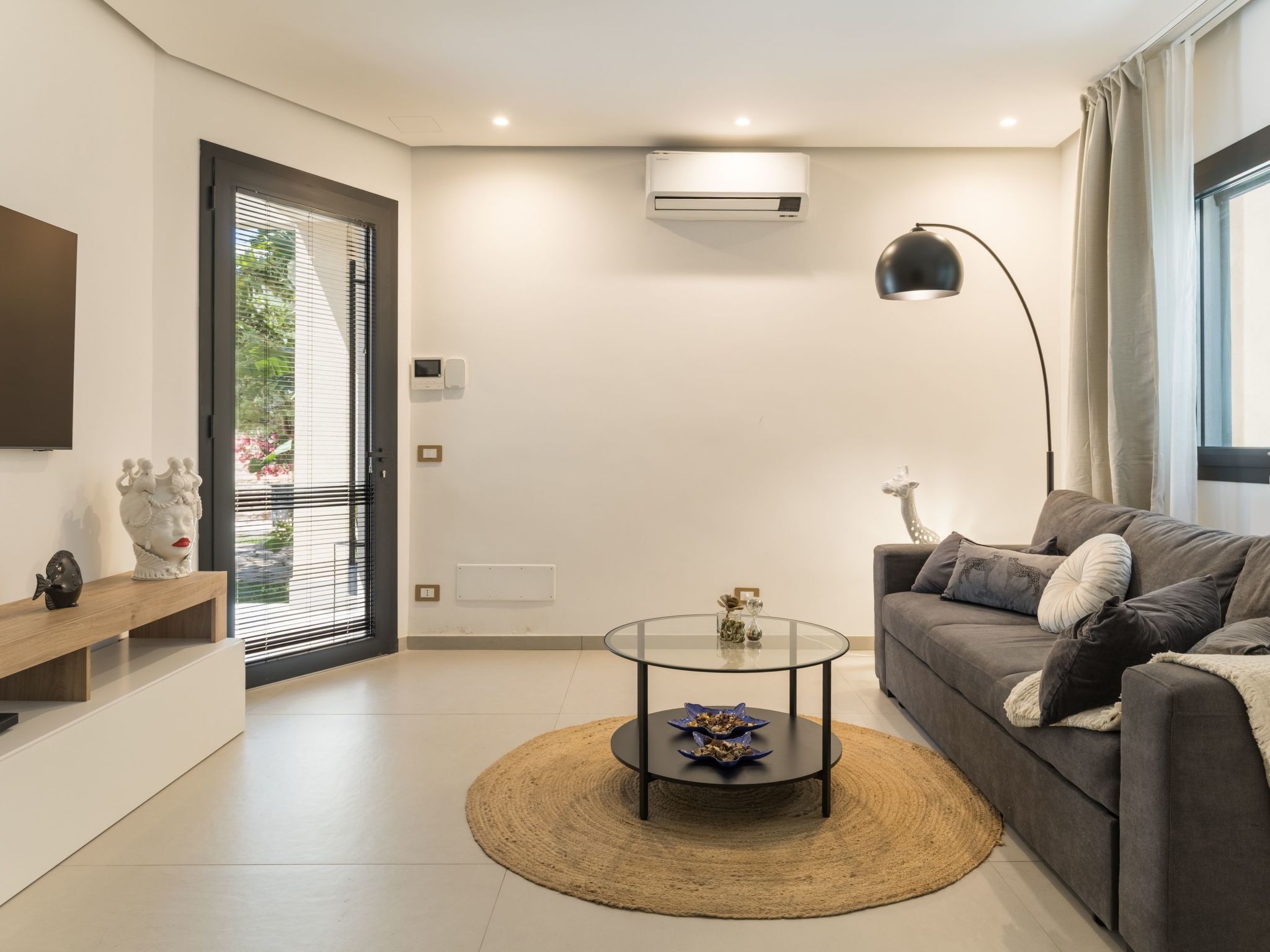 Nereide, Luxusvilla mit Pool am Meer-Drinnen