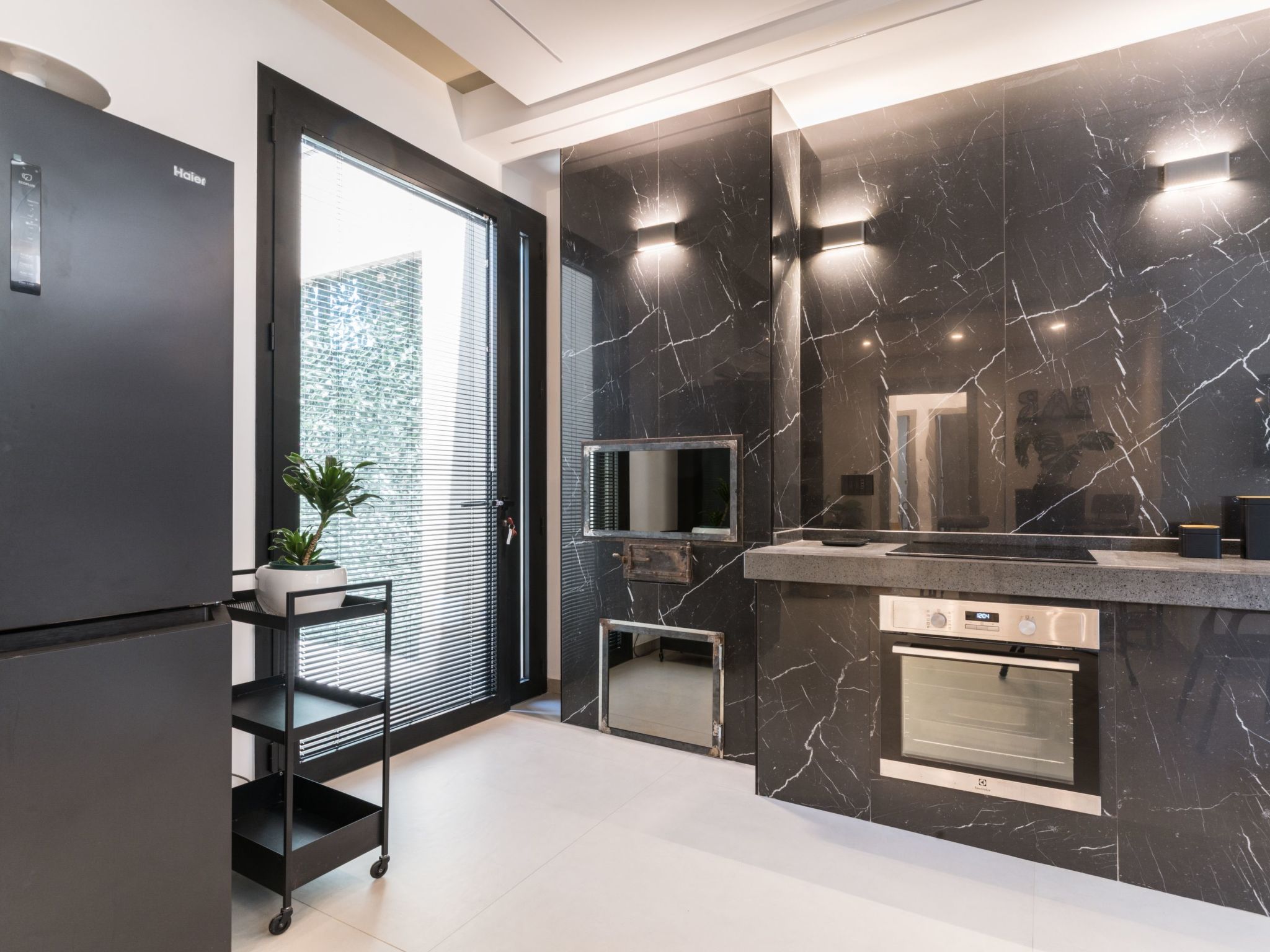 Nereide, Luxusvilla mit Pool am Meer-Drinnen