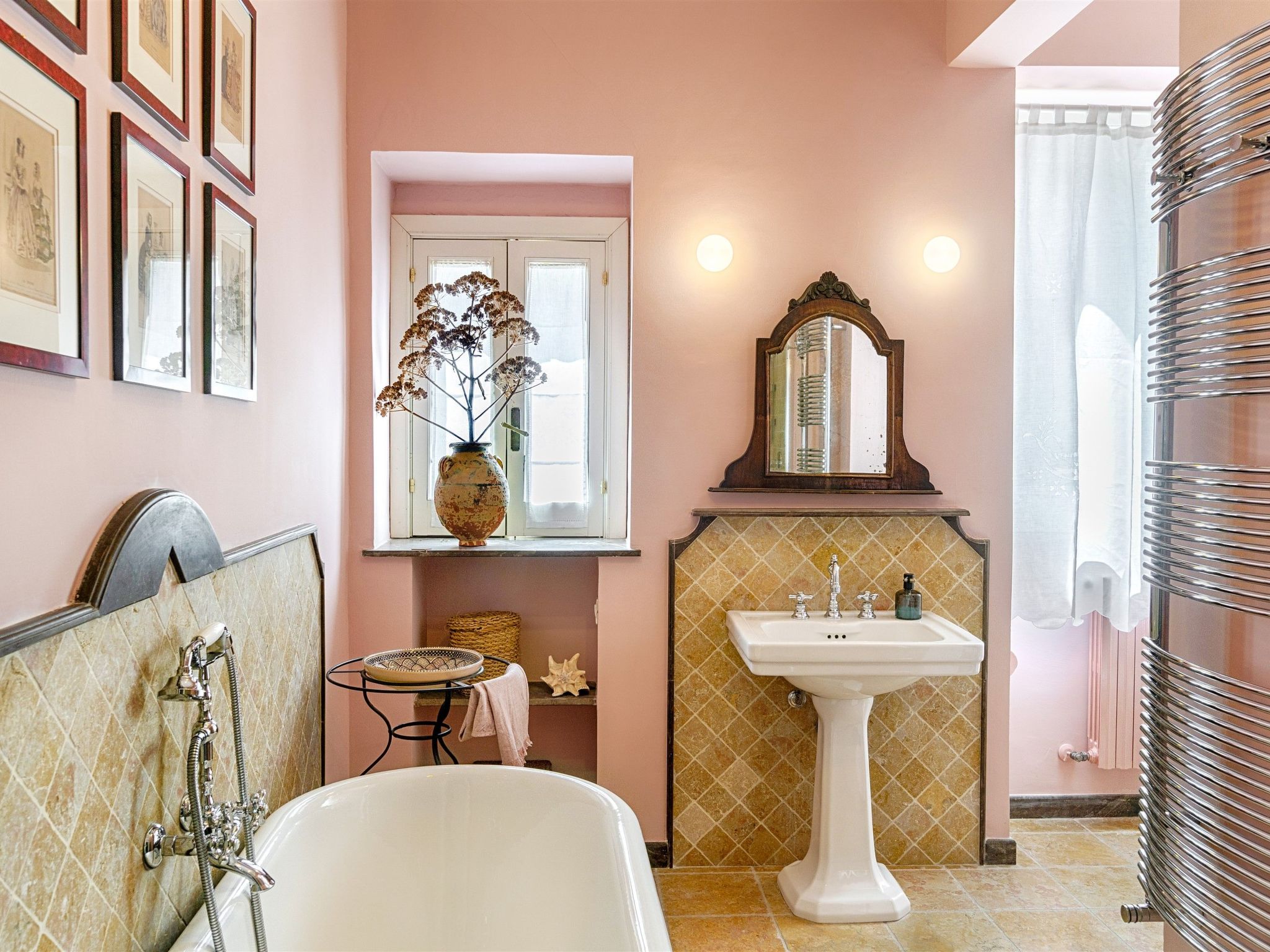 'Sette Cappelli-Image-tags.info