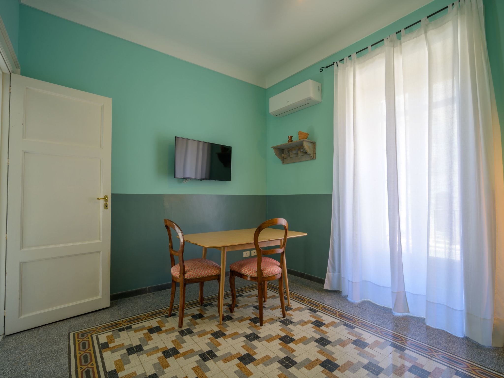 'Sette Cappelli-Image-tags.info