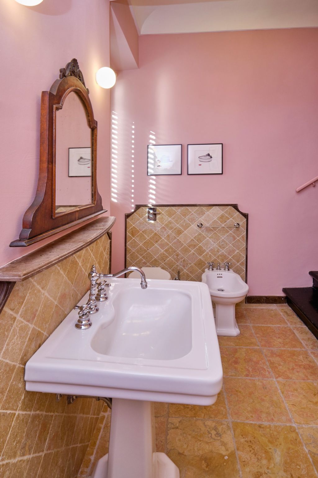 'Sette Cappelli-Image-tags.info