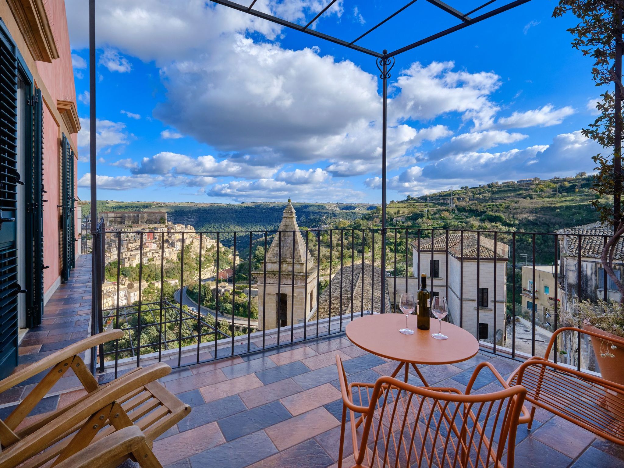 'Sette Cappelli-Image-tags.info