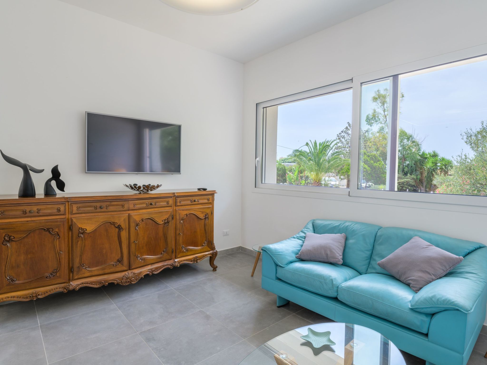 Thalìa, Villa mit Pool in Meeresnähe-Binnen