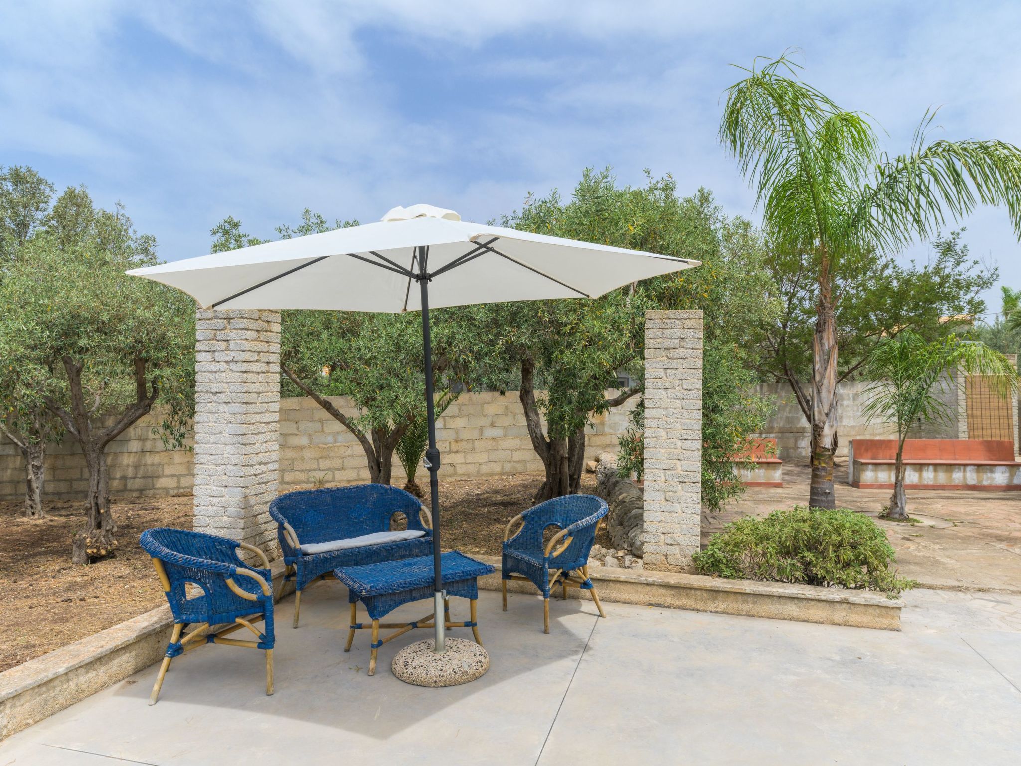 Thalìa, Villa mit Pool in Meeresnähe-Binnen