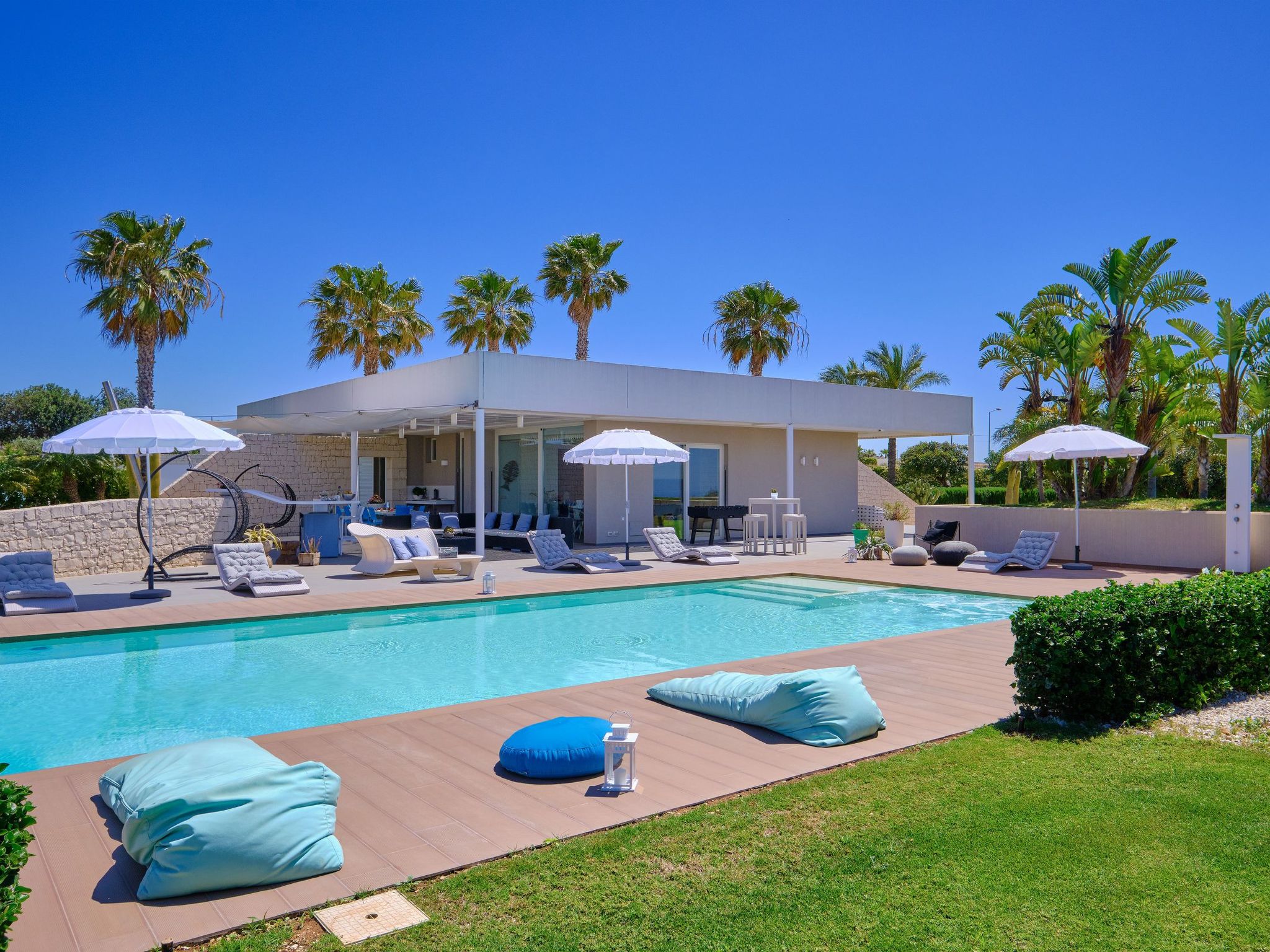 Vakantiehuis met privé zwembad in Marina di Ragusa (Italië) voor 6 personen