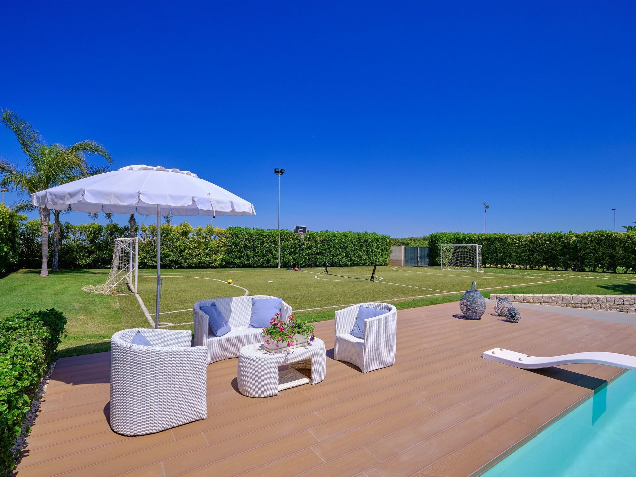 Anthea, Villa mit Pool und Fußball-Tennisplatz nur wenige Kilometer vom Strand-Binnen