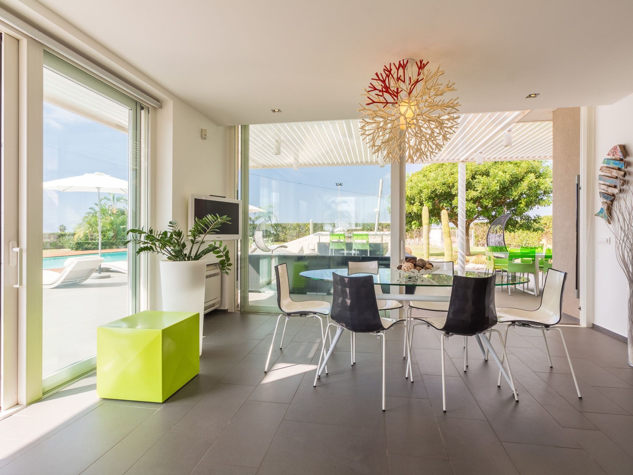 Anthea, Villa mit Pool und Fußball-Tennisplatz nur wenige Kilometer vom Strand-Binnen