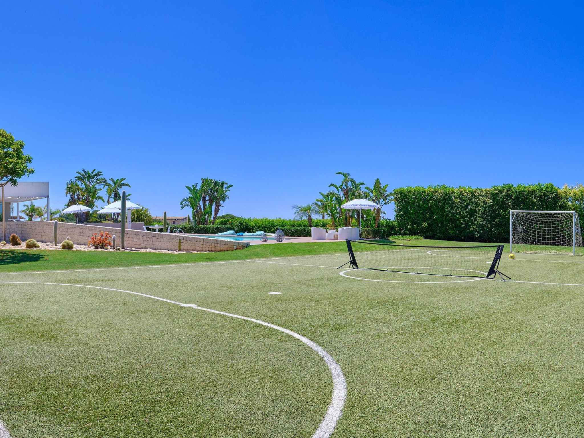 Anthea, Villa mit Pool und Fußball-Tennisplatz nur wenige Kilometer vom Strand-Binnen