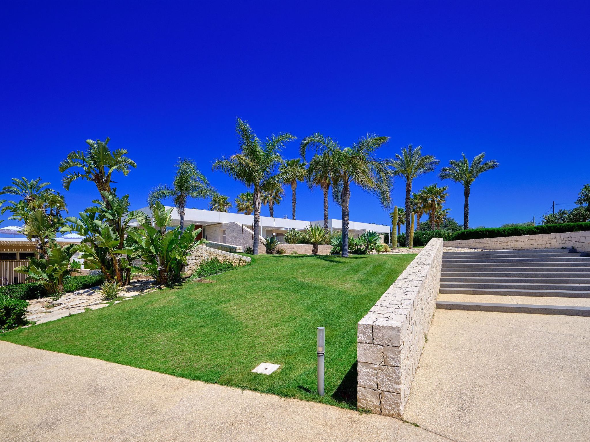 Anthea, Villa mit Pool und Fußball-Tennisplatz nur wenige Kilometer vom Strand-Binnen