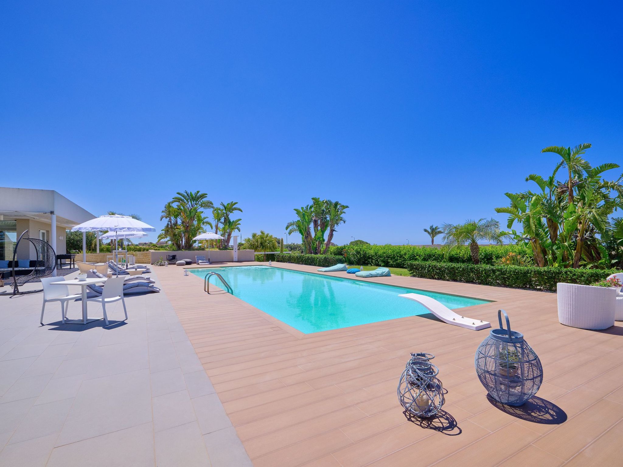 Anthea, Villa mit Pool und Fußball-Tennisplatz nur wenige Kilometer vom Strand-Binnen