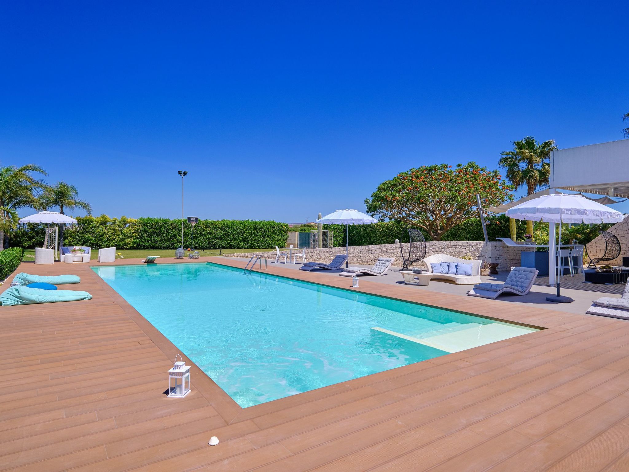 Anthea, Villa mit Pool und Fußball-Tennisplatz nur wenige Kilometer vom Strand-Binnen