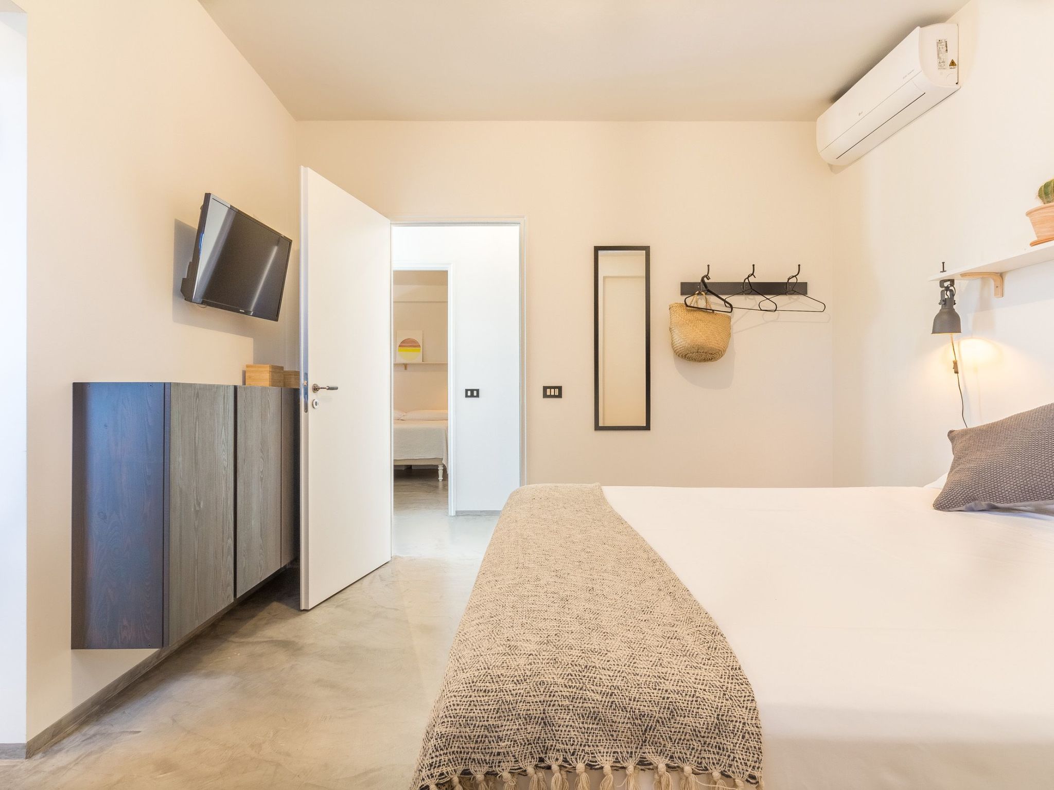 Demetra, moderne Villa mit Pool und Meerblick-Binnen